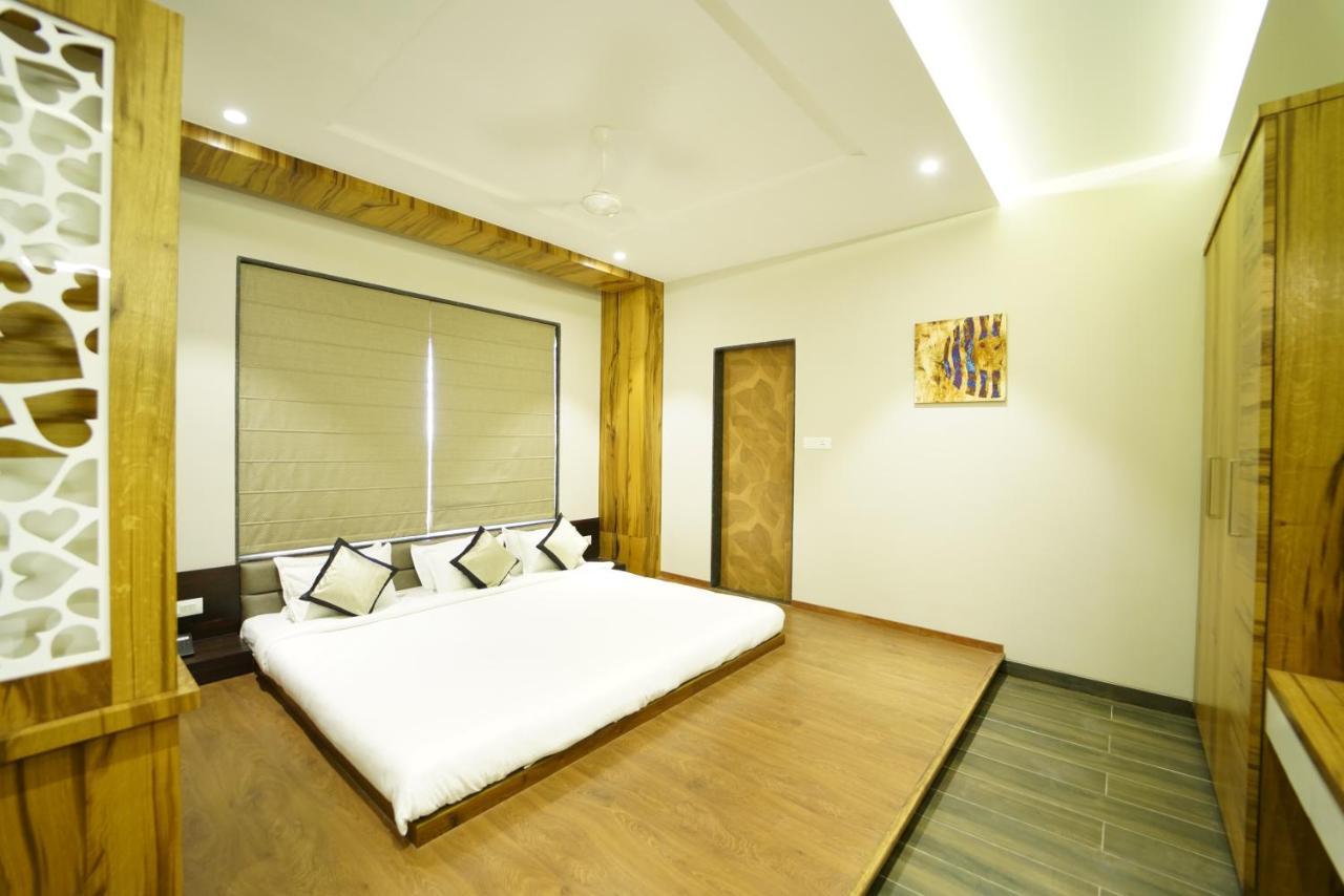 Hotel The Royal Inn Baramati Eksteriør billede